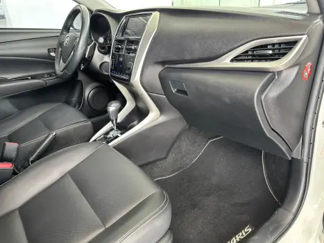 TOYOTA Yaris Sedan 1.5 16V 4P FLEX XS MULTIDRIVE AUTOM�TICO CVT, Foto 10