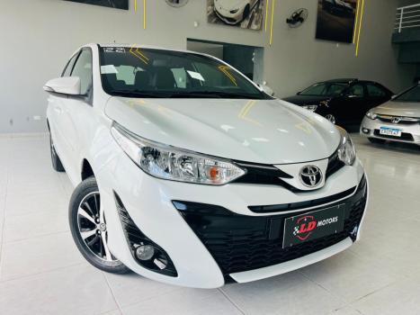 TOYOTA Yaris Sedan 1.5 16V 4P FLEX PLUS MULTIDRIVE AUTOM�TICO CVT, Foto 2