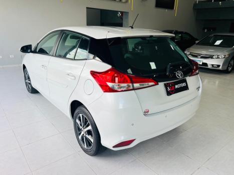 TOYOTA Yaris Sedan 1.5 16V 4P FLEX PLUS MULTIDRIVE AUTOM�TICO CVT, Foto 7