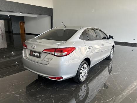 TOYOTA Yaris Sedan 1.5 16V 4P FLEX XL, Foto 4