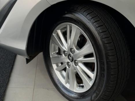 TOYOTA Yaris Sedan 1.5 16V 4P FLEX XL LIVE MULTIDRIVE AUTOM�TICO CVT, Foto 2