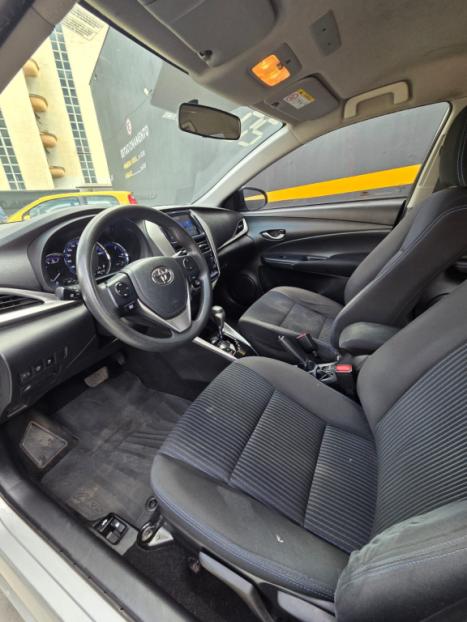 TOYOTA Yaris Sedan 1.5 16V 4P FLEX XL PLUS TECH MULTIDRIVE AUTOM�TICO CVT, Foto 8