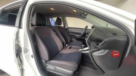 TOYOTA Yaris Sedan 1.5 16V 4P FLEX XL LIVE MULTIDRIVE AUTOM�TICO CVT, Foto 6