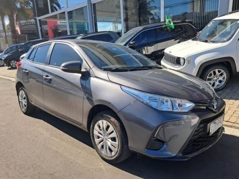 TOYOTA Yaris Sedan 1.5 16V 4P FLEX PLUS MULTIDRIVE AUTOM�TICO CVT, Foto 2