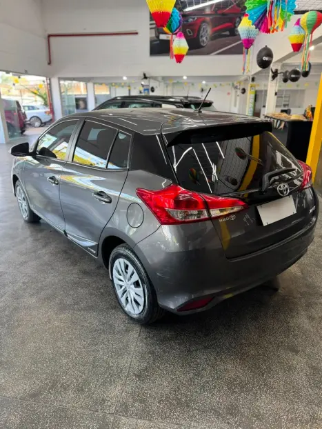 TOYOTA Yaris Sedan 1.5 16V 4P FLEX XL, Foto 11