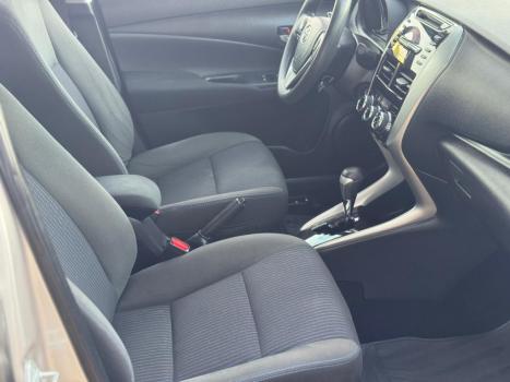 TOYOTA Yaris Sedan 1.5 16V 4P FLEX XL MULTIDRIVE AUTOM�TICO CVT, Foto 10