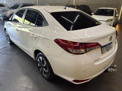 TOYOTA Yaris Sedan 1.5 16V 4P FLEX XL MULTIDRIVE AUTOM�TICO CVT, Foto 5