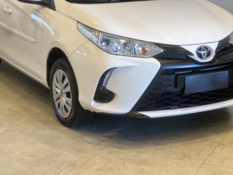 TOYOTA Yaris Sedan 1.5 16V 4P FLEX XL, Foto 3
