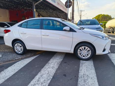 TOYOTA Yaris Sedan 1.5 16V 4P FLEX XL MULTIDRIVE AUTOM�TICO CVT, Foto 2