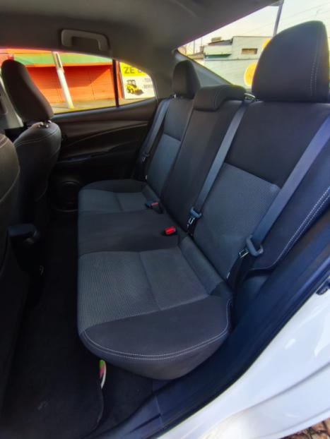 TOYOTA Yaris Sedan 1.5 16V 4P FLEX XL MULTIDRIVE AUTOM�TICO CVT, Foto 9