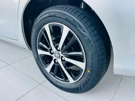 TOYOTA Yaris Sedan 1.5 16V 4P FLEX XLS CONNECT MULTIDRIVE AUTOM�TICO CVT, Foto 21
