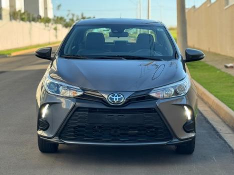 TOYOTA Yaris Sedan 1.5 16V 4P FLEX XS CONNECT MULTIDRIVE AUTOM�TICO CVT, Foto 3