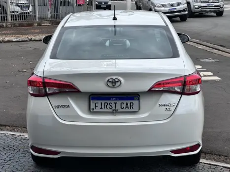 TOYOTA Yaris Sedan 1.3 16V 4P FLEX XL MULTIDRIVE AUTOMÁTICO CVT, Foto 7
