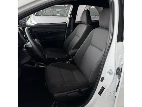 TOYOTA Yaris Sedan 1.5 16V 4P FLEX XL MULTIDRIVE AUTOMÁTICO CVT, Foto 7