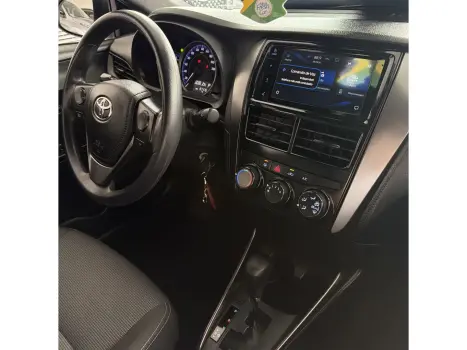 TOYOTA Yaris Sedan 1.5 16V 4P FLEX XL MULTIDRIVE AUTOMÁTICO CVT, Foto 12