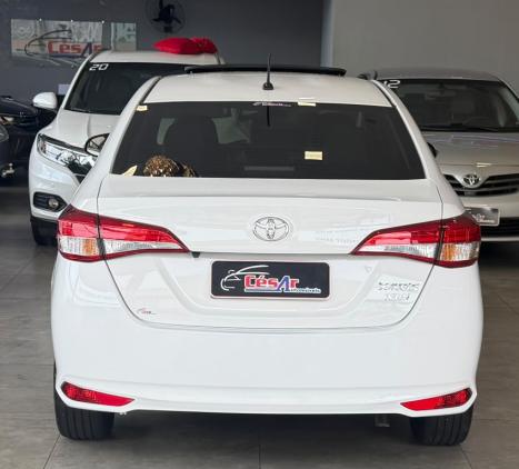 TOYOTA Yaris Sedan 1.5 16V 4P FLEX XLS CONNECT MULTIDRIVE AUTOMÁTICO CVT, Foto 11