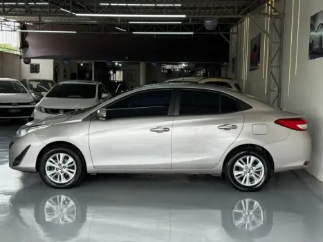 TOYOTA Yaris Sedan 1.5 16V 4P FLEX XL PLUS TECH MULTIDRIVE AUTOMÁTICO CVT, Foto 8