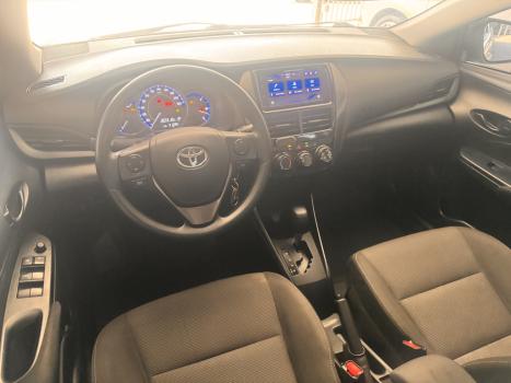 TOYOTA Yaris Sedan 1.5 16V 4P FLEX XL MULTIDRIVE AUTOMÁTICO CVT, Foto 12