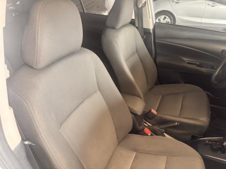TOYOTA Yaris Sedan 1.5 16V 4P FLEX XL MULTIDRIVE AUTOMÁTICO CVT, Foto 15