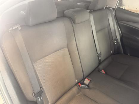 TOYOTA Yaris Sedan 1.5 16V 4P FLEX XL MULTIDRIVE AUTOMÁTICO CVT, Foto 16