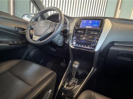 TOYOTA Yaris Sedan 1.5 16V 4P FLEX XLS MULTIDRIVE AUTOMÁTICO CVT, Foto 16