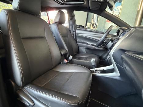 TOYOTA Yaris Sedan 1.5 16V 4P FLEX XLS MULTIDRIVE AUTOMÁTICO CVT, Foto 17