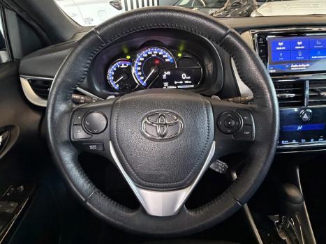 TOYOTA Yaris Sedan 1.5 16V 4P FLEX XLS MULTIDRIVE AUTOMÁTICO CVT, Foto 23