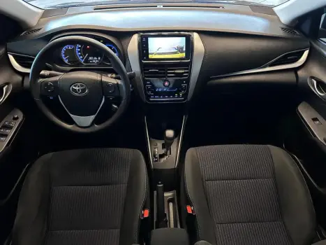 TOYOTA Yaris Sedan 1.5 16V 4P FLEX XL MULTIDRIVE AUTOMÁTICO CVT, Foto 9