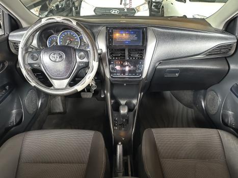 TOYOTA Yaris Sedan 1.5 16V 4P FLEX XL, Foto 2