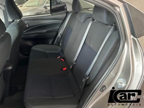 TOYOTA Yaris Sedan , Foto 4