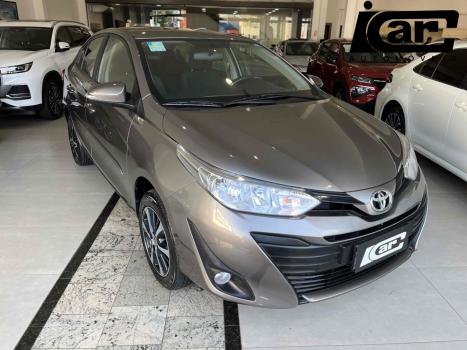 TOYOTA Yaris Sedan , Foto 1