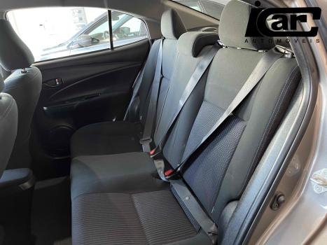 TOYOTA Yaris Sedan , Foto 14