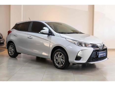 TOYOTA Yaris Sedan , Foto 2