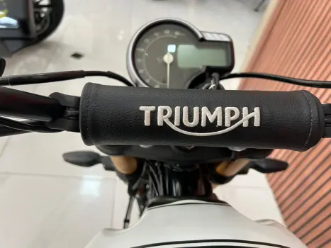 TRIUMPH Scrambler 400X , Foto 9