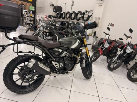TRIUMPH Scrambler 400X , Foto 2