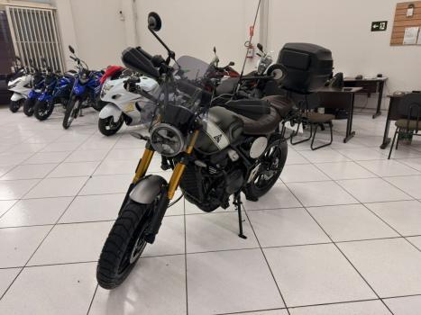 TRIUMPH Scrambler 400X , Foto 5