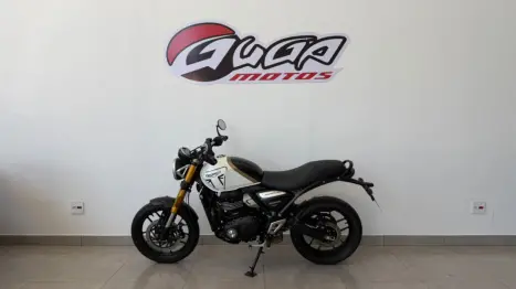 TRIUMPH Speed 400 , Foto 1
