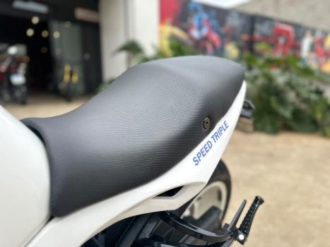 TRIUMPH Speed Triple 1050 R, Foto 5