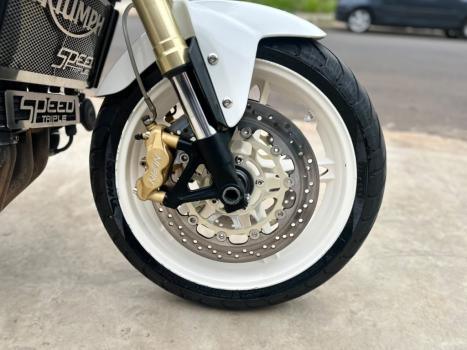 TRIUMPH Speed Triple 1050 R, Foto 10