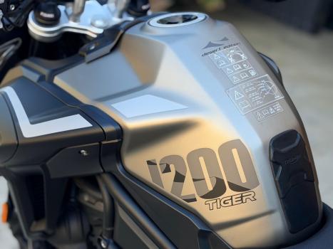 TRIUMPH Tiger 1200 DESERT EDITION, Foto 9