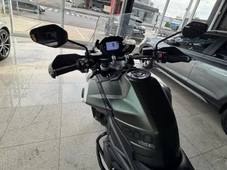 TRIUMPH Tiger 1200 XCX, Foto 12