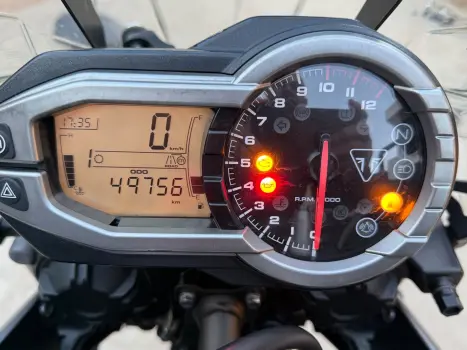 TRIUMPH Tiger 800 , Foto 4
