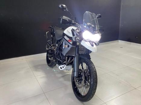 TRIUMPH Tiger 800 XCA, Foto 2