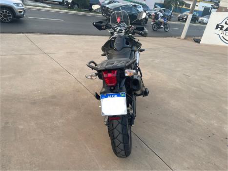 TRIUMPH Tiger 800 XR, Foto 6