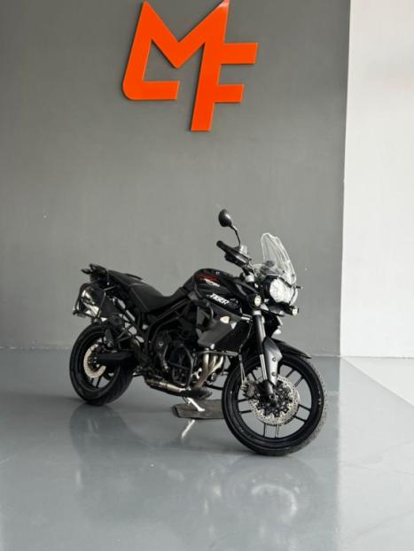 TRIUMPH Tiger 800 XR, Foto 2