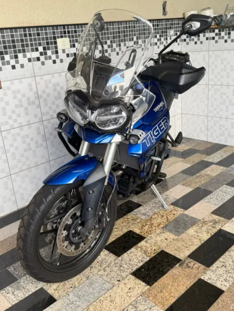 TRIUMPH Tiger 800 XRT, Foto 2