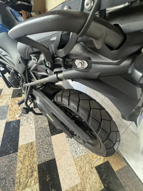 TRIUMPH Tiger 800 XRT, Foto 5