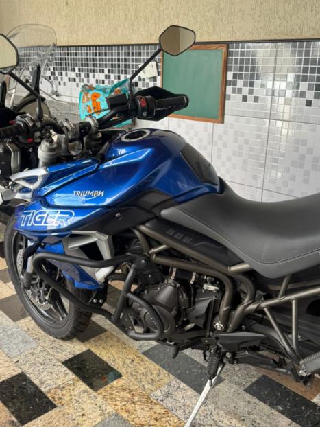 TRIUMPH Tiger 800 XRT, Foto 9