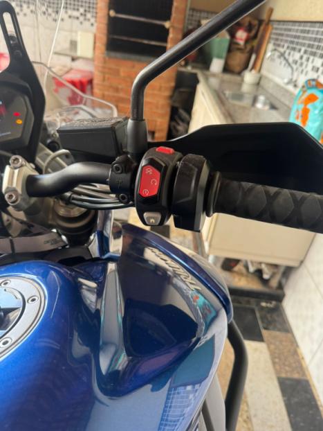 TRIUMPH Tiger 800 XRT, Foto 11