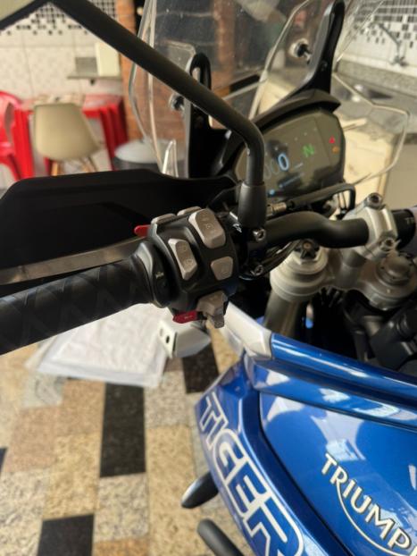 TRIUMPH Tiger 800 XRT, Foto 12